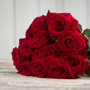 Kenya Lady Killer Red Scented Singapore Fresh Rose Wholesale Wedding Gifts Premium